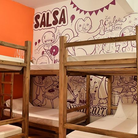 Lulos Hostal Boutique Hostel กาลี ภายนอก รูปภาพ