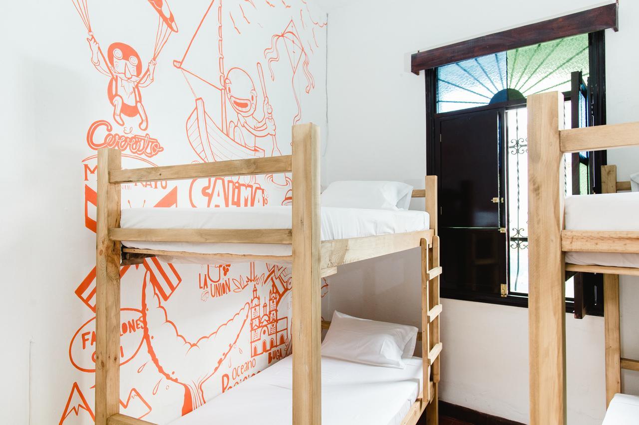 Lulos Hostal Boutique Hostel กาลี ภายนอก รูปภาพ