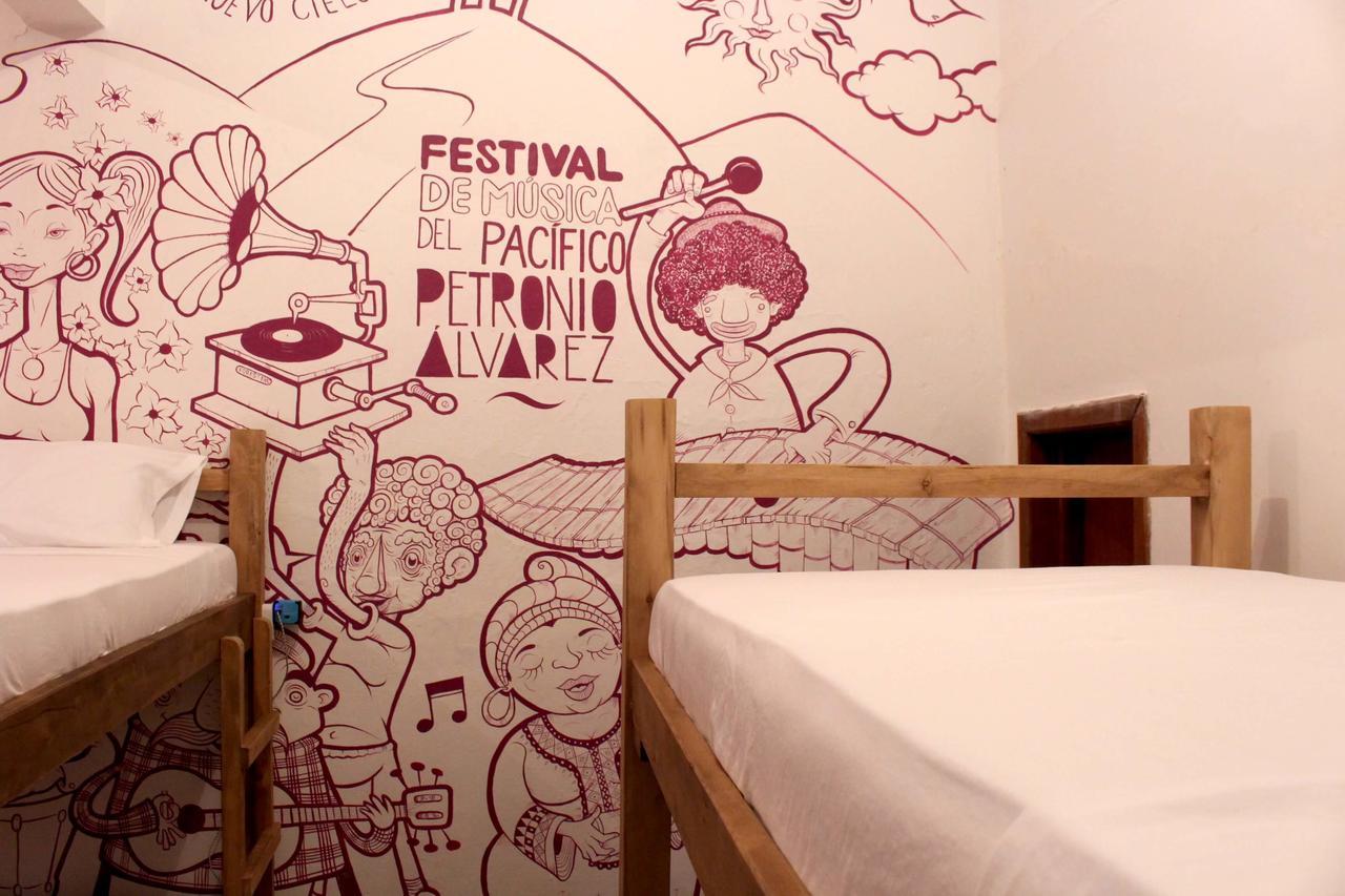 Lulos Hostal Boutique Hostel กาลี ภายนอก รูปภาพ