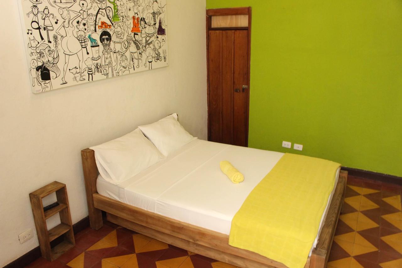 Lulos Hostal Boutique Hostel กาลี ภายนอก รูปภาพ